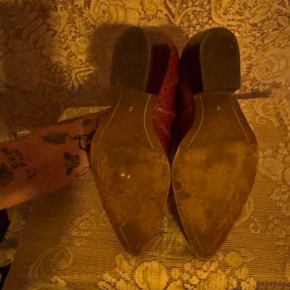 The ultimate statement boots - Picture 7 of 7